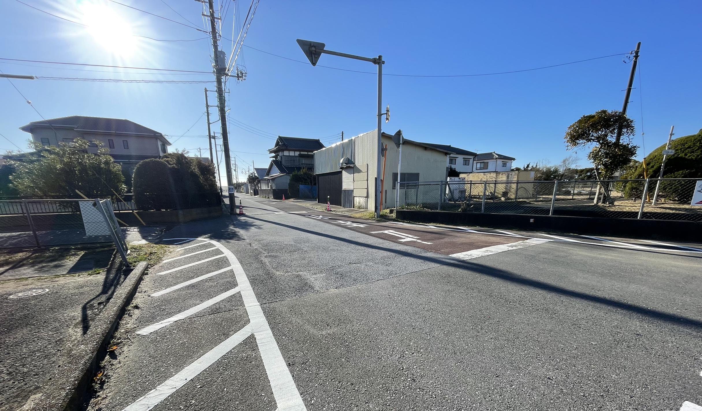 神聖かまってちゃん聖地巡礼海への道の写真